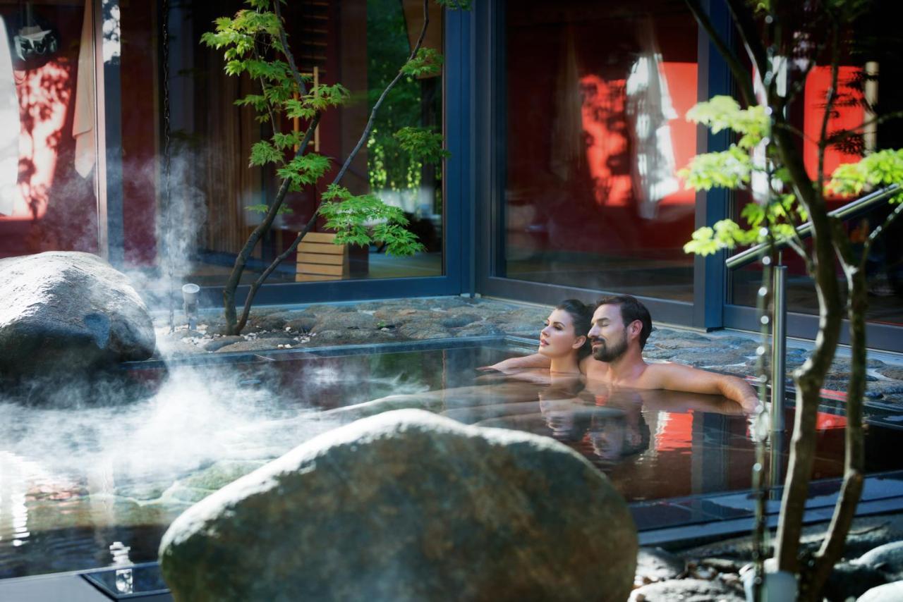 Отель Bora Hotsparesort Радольфцелль (Бодензее)