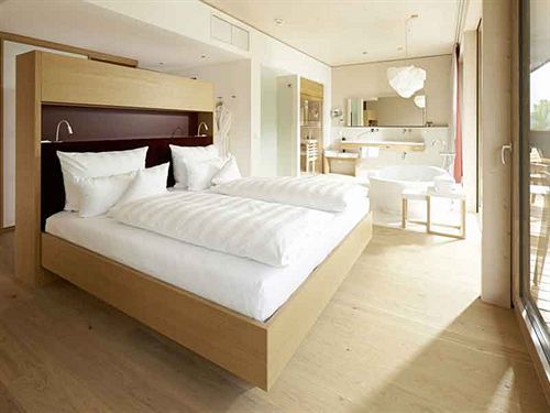 Bora Hotsparesort Радольфцелль (Бодензее)